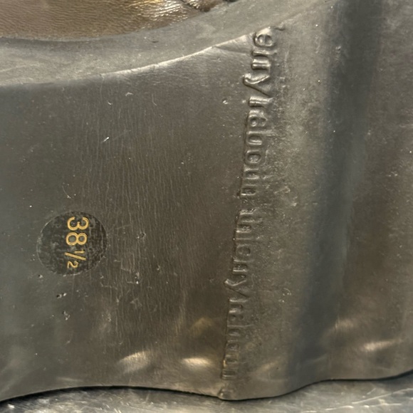 Thierry Rabotin Italian Black Leather & Suede Platform Shoes. 38 1/2. Size 8 - Picture 2 of 7